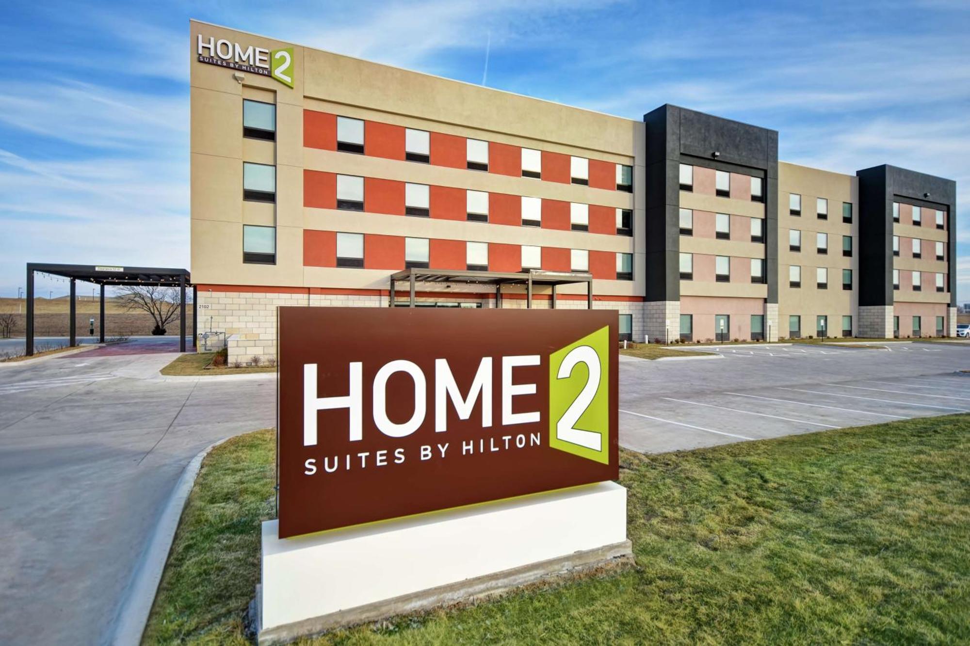 Home2 Suites By Hilton Wichita Northeast Exterior photo